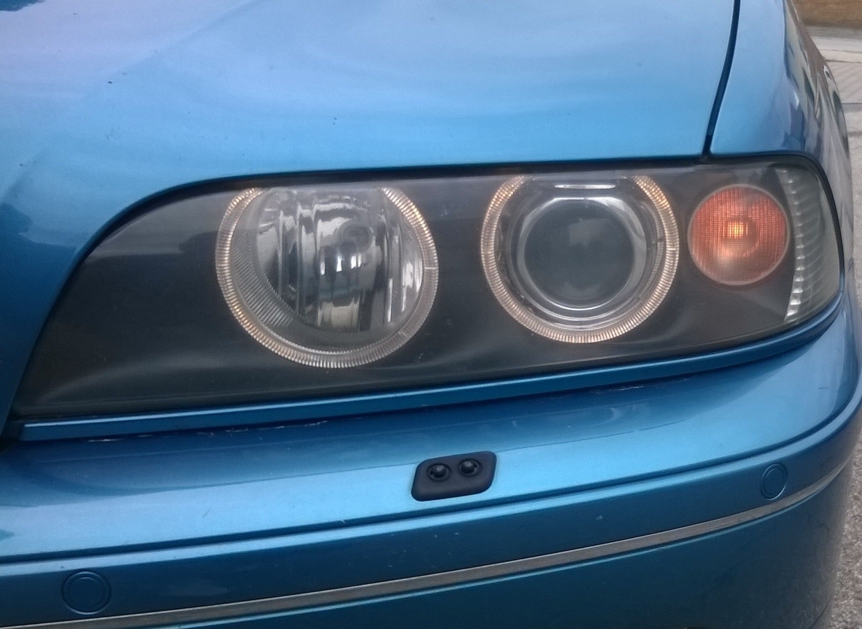 BMW E39 Hella Facelift Reflektorhalter Reparatur Scheinwerfer